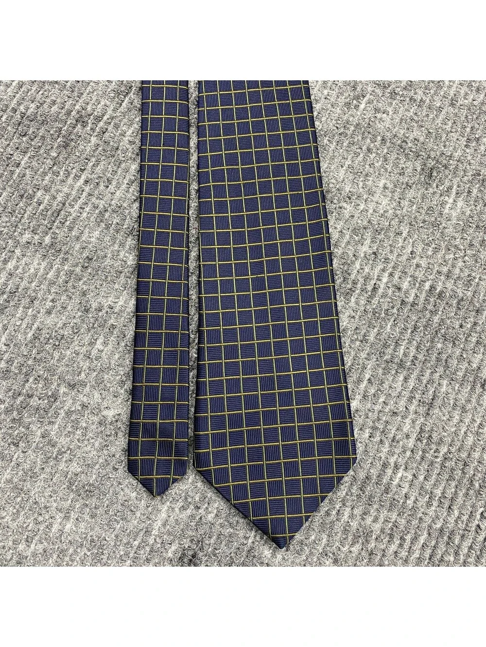 Brooks Brothers Makers Necktie Navy Olive Green Grid Check Textured Silk Tie USA